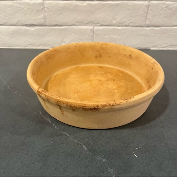 Pampered Chef stoneware 8” mini baker round pan - Picture 1 of 9